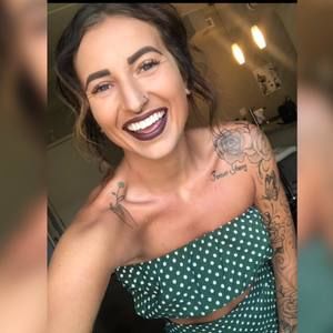 Meet your Posher, Sophia